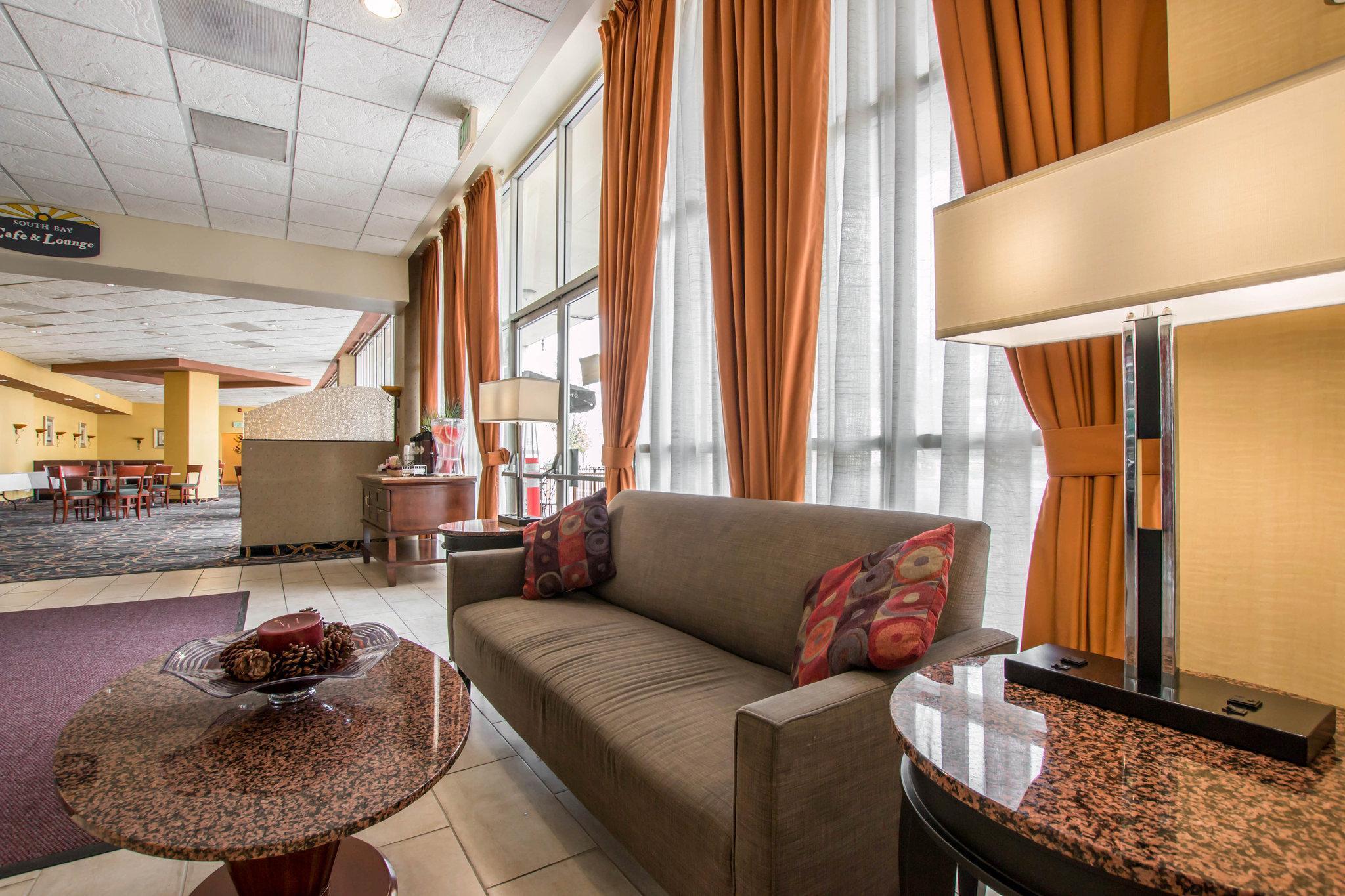 Ramada By Wyndham San Diego National City Exterior foto