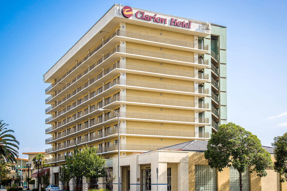 Ramada By Wyndham San Diego National City Exterior foto